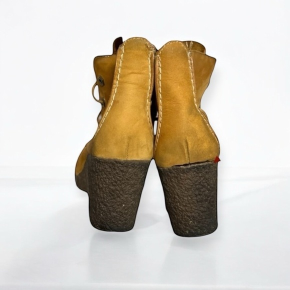 🌻Timberland Wheat Leather Wedge Ankle Booties Womens Size 9.5 - Picture 4 of 13